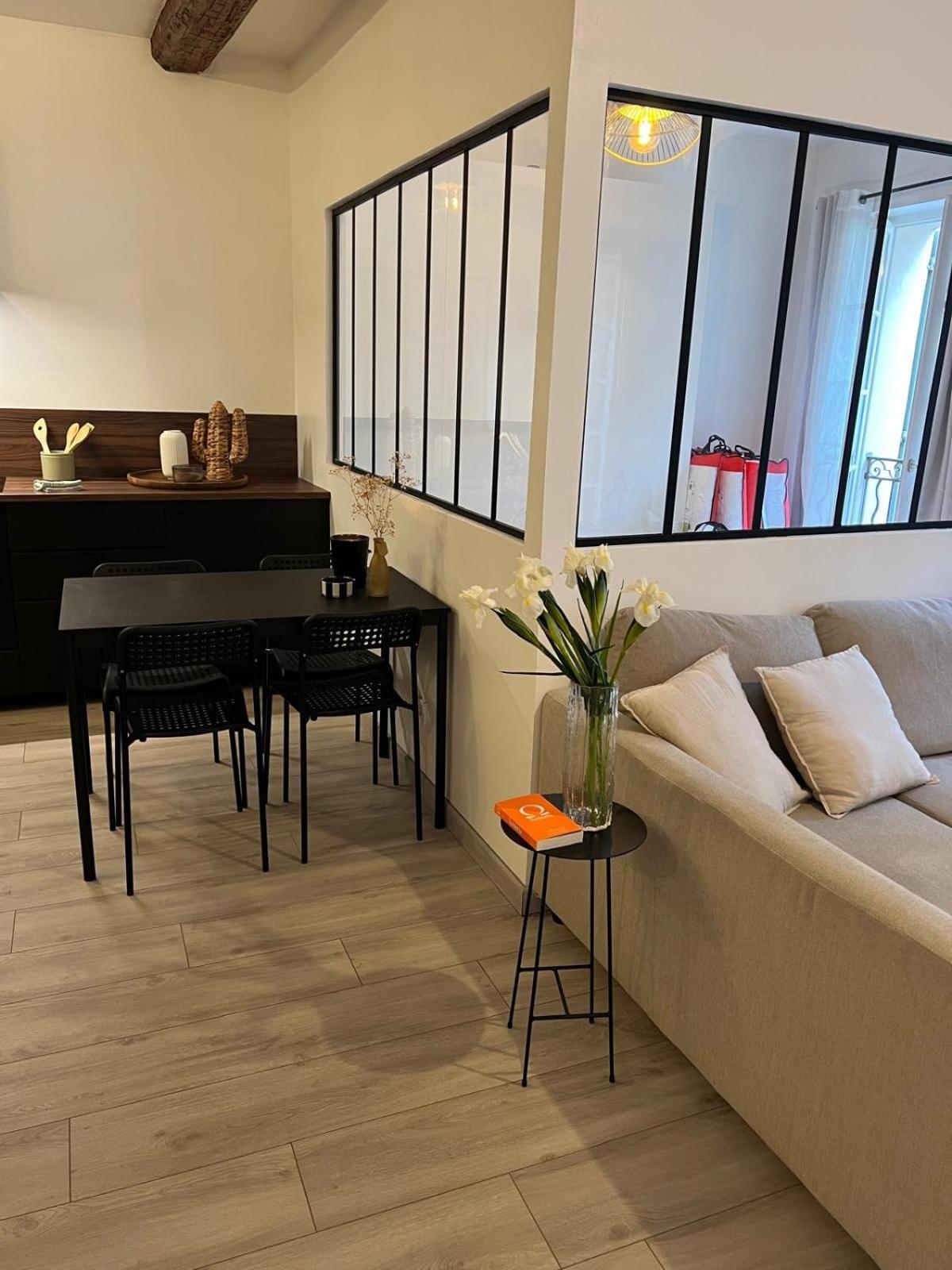 Beau Loft Au Coeur De Toulon Apartment Bagian luar foto